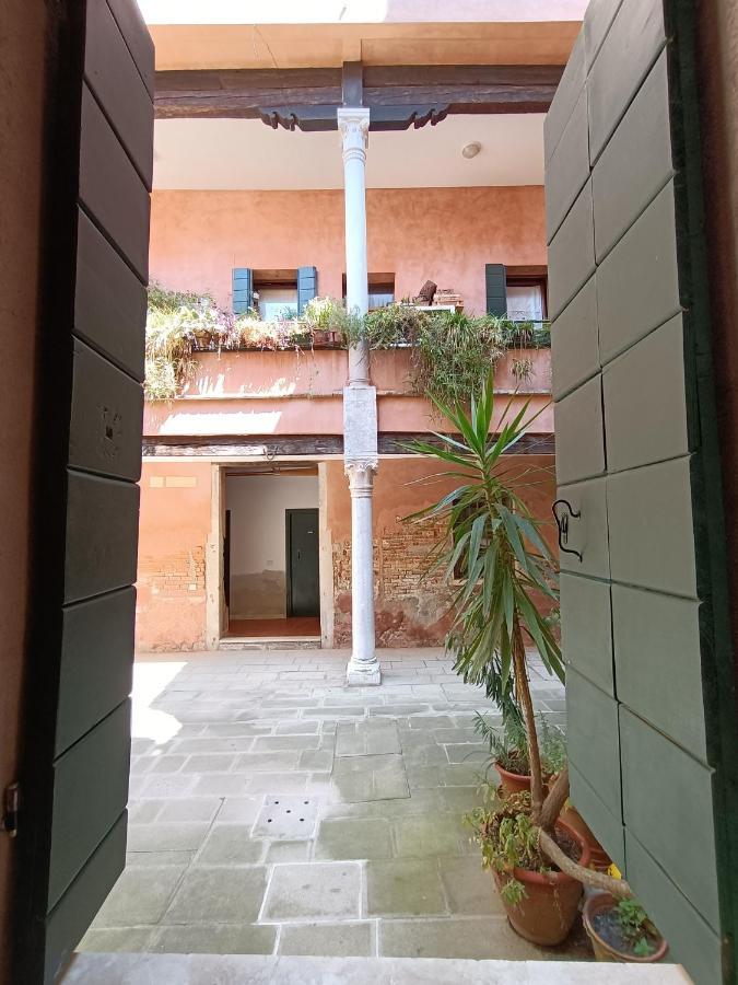 Casanova Venezia - Rialto Artistic Apartment Εξωτερικό φωτογραφία